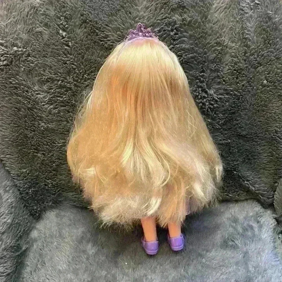 Disney Princess  Tangled Rapunzel Doll - Picture 3 of 13